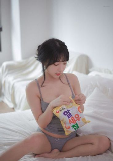 小小蜜桃4_BD国语免费观看