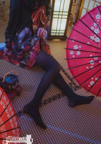 年轻的妈妈的朋友_高清蓝光在线观