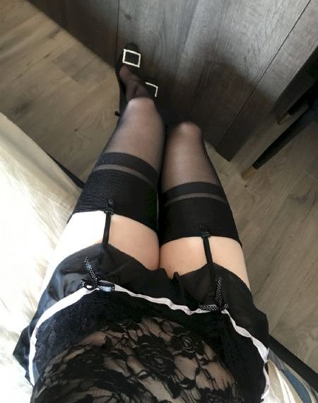 大爱电影_十万网红美女美酱