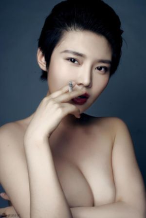 天生兔女郎_HD神马影院在线