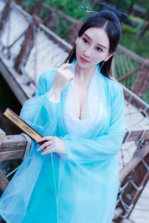 年轻的老师动漫在线观看_蓝光HD高清在线观看