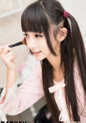 裙子里面的怪兽动画片_日韩手机在线观看
