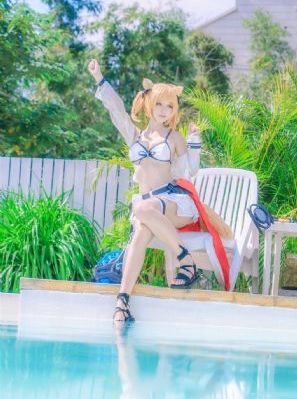 女大学生的沙龙_1080手机在线看