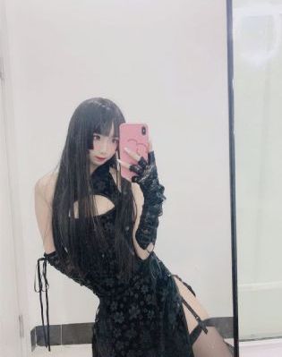 年轻美丽的儿媳妇电影_720免费电视剧